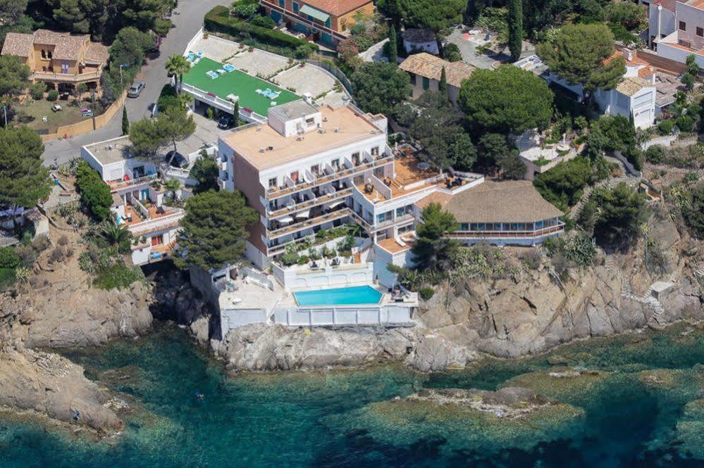 Hotel La Calanque キャバレール・シュル・メール エクステリア 写真